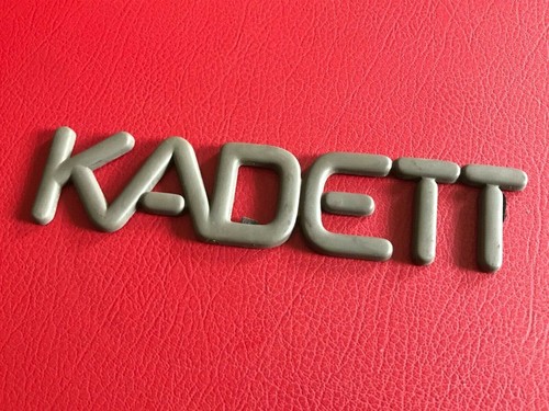 Opel kadett logo sigla emblema - opel,